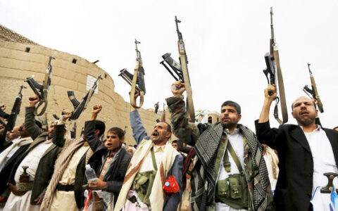 Amnesty urges Yemen’s Houthi militia to free journalists on death row